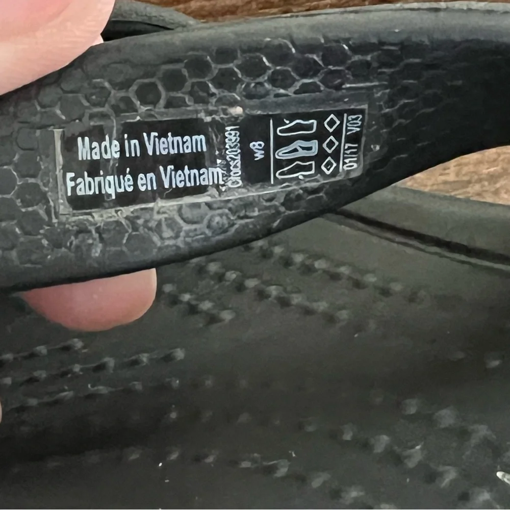 Crocs Black Kelli Iconic Rubber‎ Straps Flat Sandals women's 8 - Picture 11 of 11